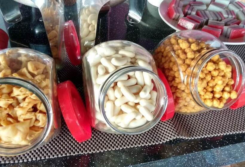 Premiere Hotel Tegal