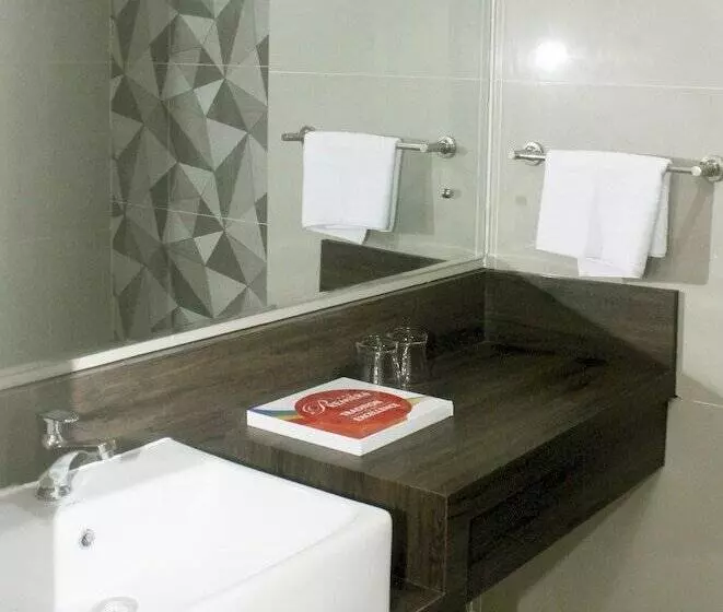 Premiere Hotel Tegal