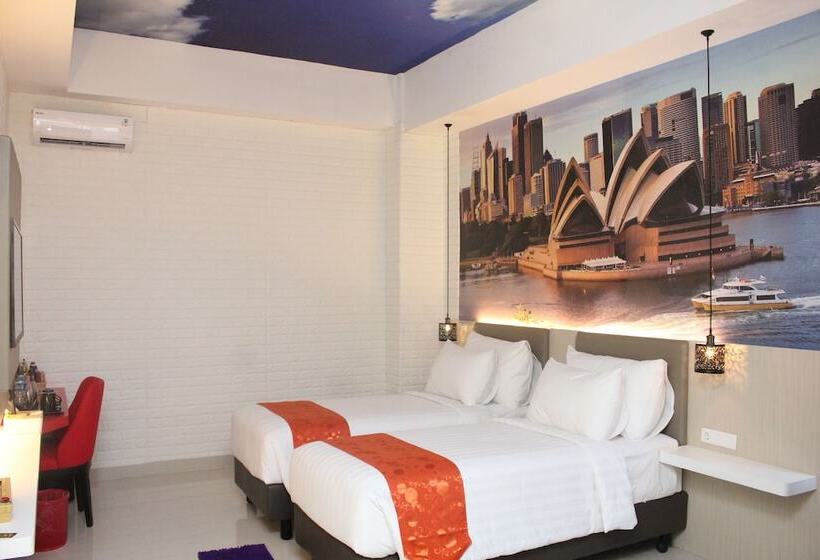 Premiere Hotel Tegal