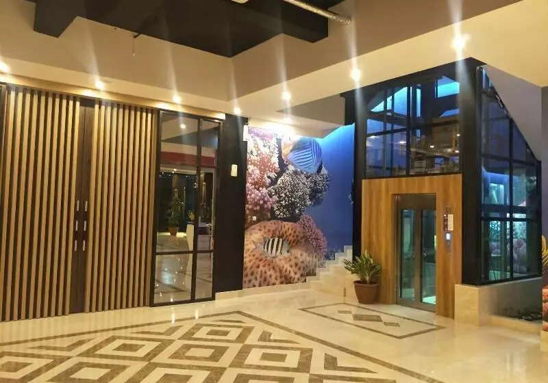 Premiere Hotel Tegal