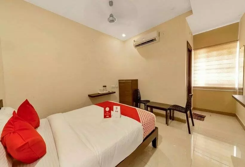 هتل Sai Vihar By Oyo Rooms