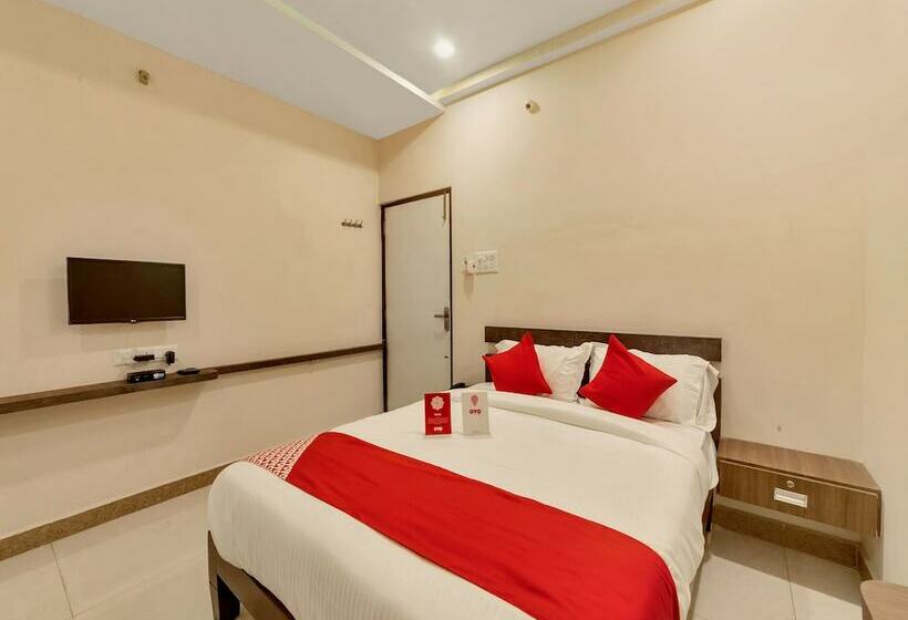 هتل Sai Vihar By Oyo Rooms