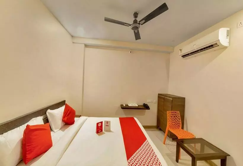 هتل Sai Vihar By Oyo Rooms