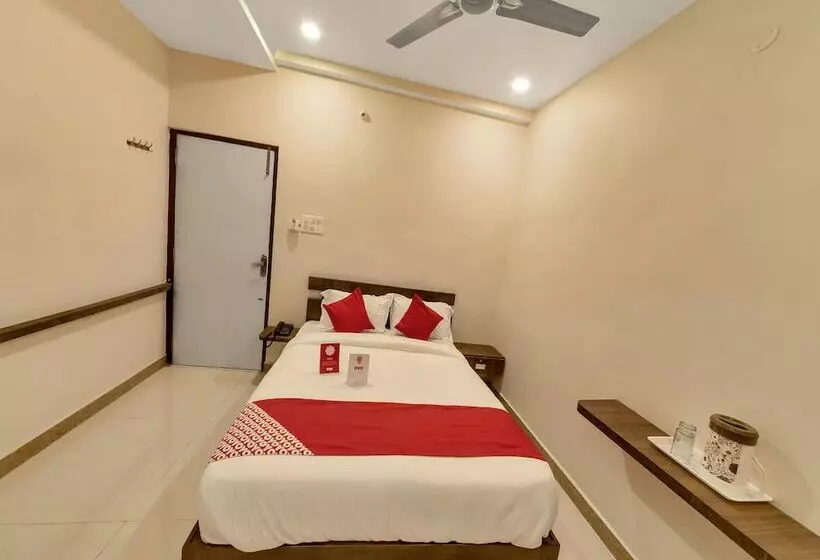 هتل Sai Vihar By Oyo Rooms