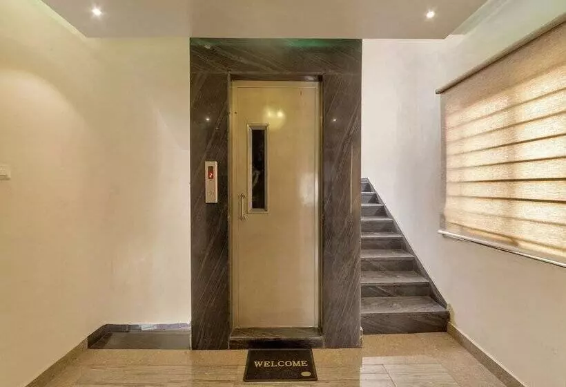 هتل Sai Vihar By Oyo Rooms