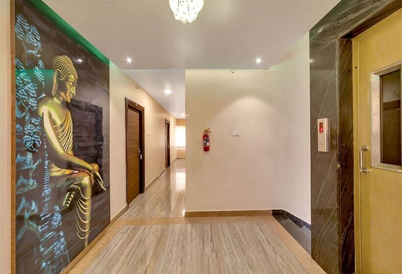 هتل Sai Vihar By Oyo Rooms