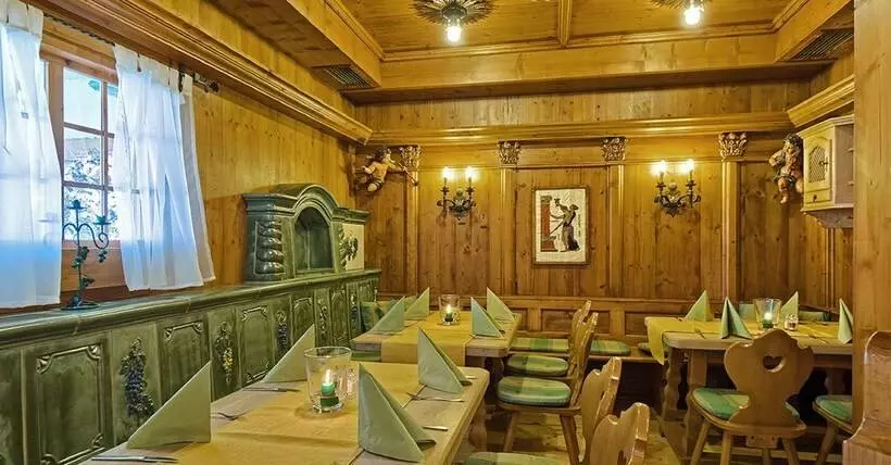 Majatalo Gastehaus Mythos