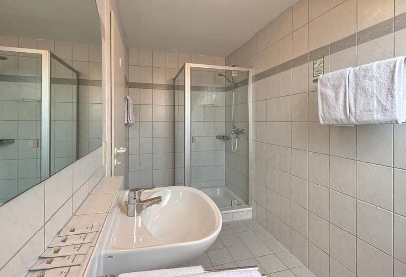 Pensão Gastehaus Mythos