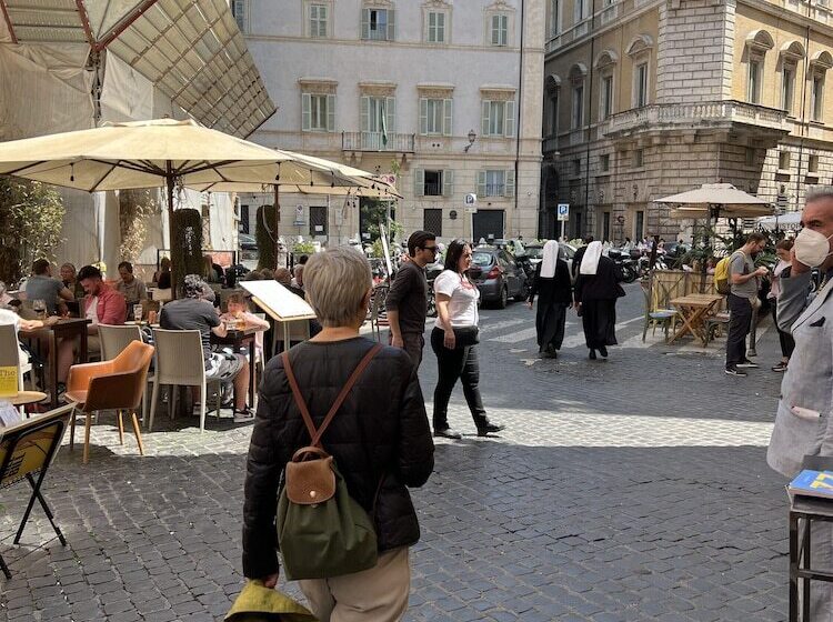 پانسیون Starhome Navona