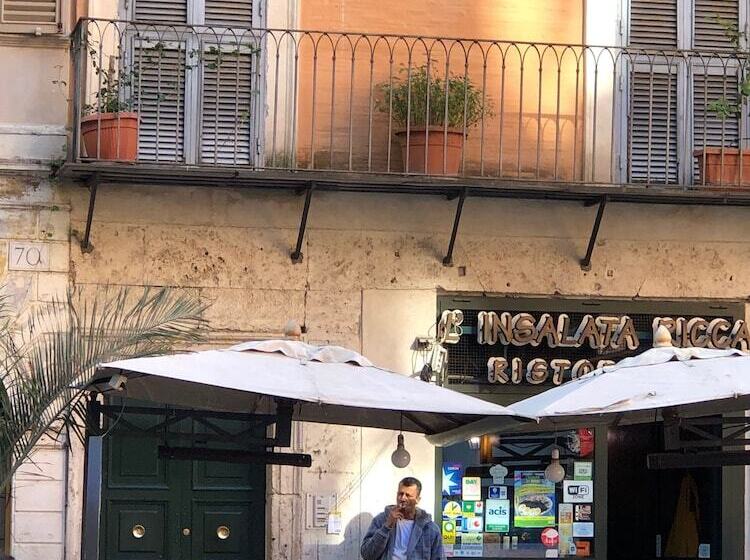 پانسیون Starhome Navona