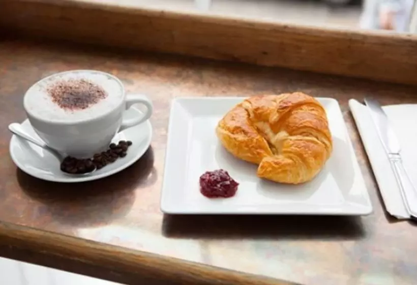 پانسیون Starhome Navona