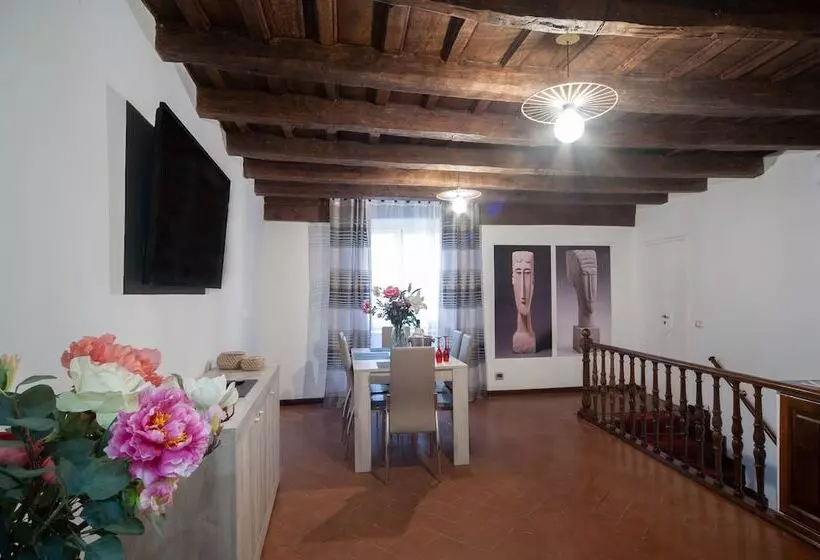 پانسیون Starhome Navona