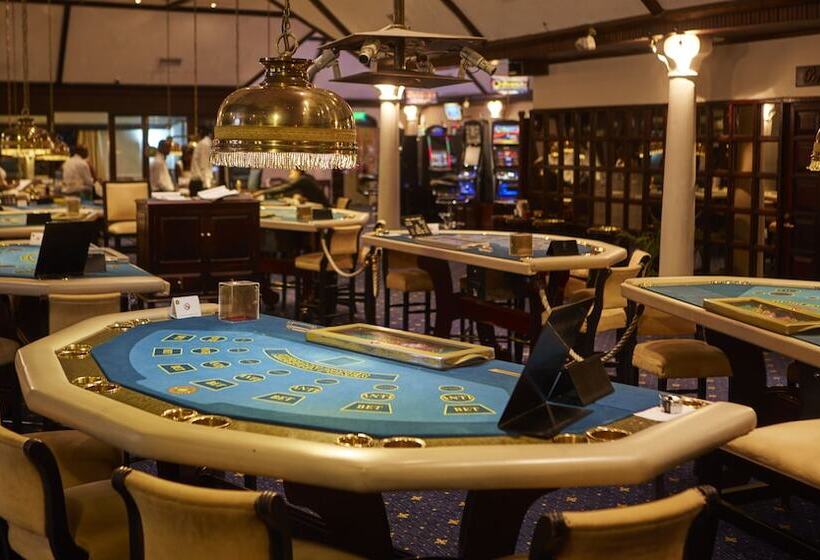 Tamarind Village Apartments