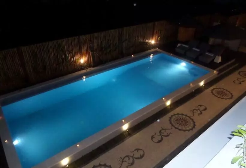 Aamiaismajoitus (B&B) Kubu Jimbar