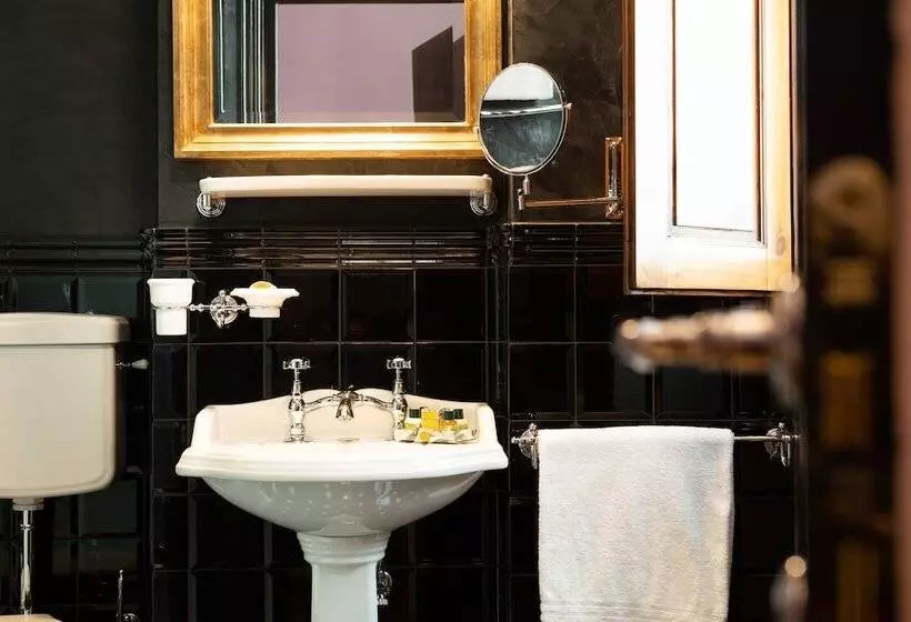 Boutique B&b Torre De  Conti