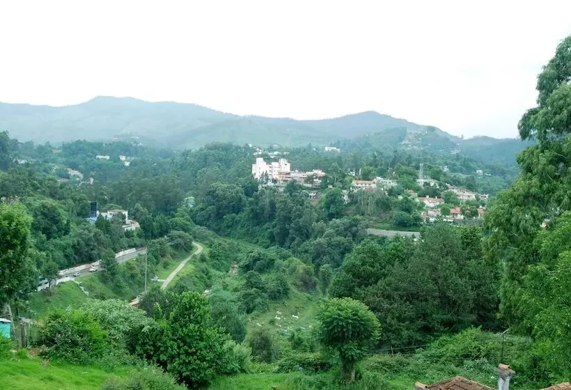 Hotelli Bella Vista Homestay