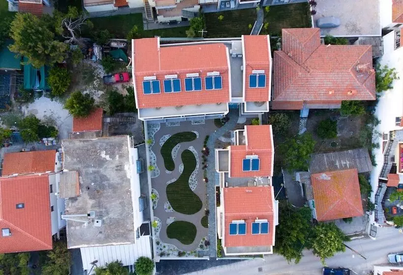 Hotelli Costa Domus Blue Luxury Apartments