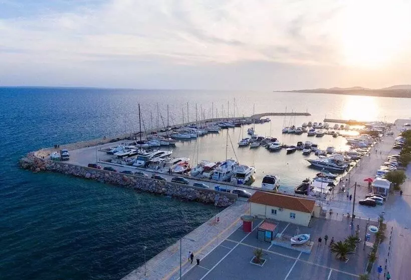 Hotelli Costa Domus Blue Luxury Apartments