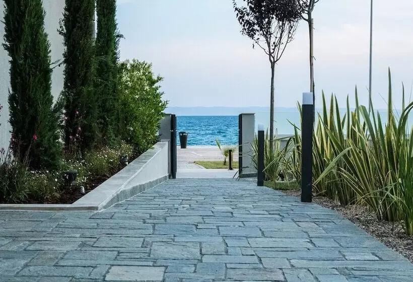 Hotelli Costa Domus Blue Luxury Apartments