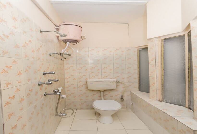 Fabhotel Aayash   Nr City Center Metro Station