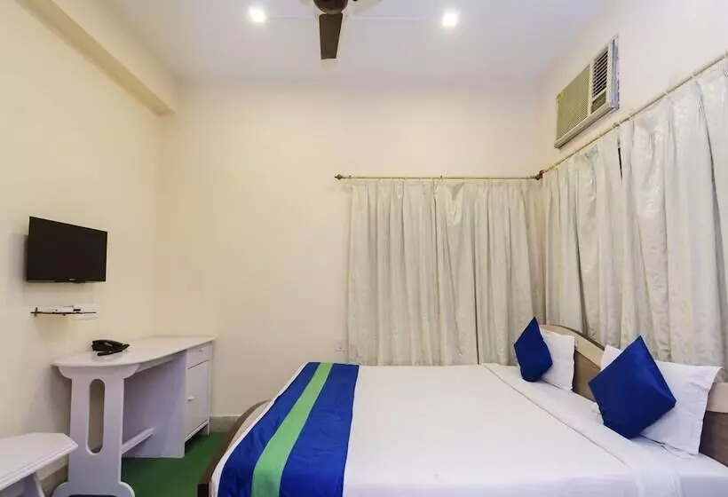 Fabhotel Aayash   Nr City Center Metro Station