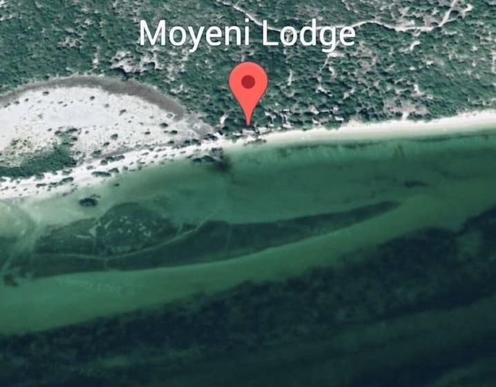 فندق Moyeni Lodge