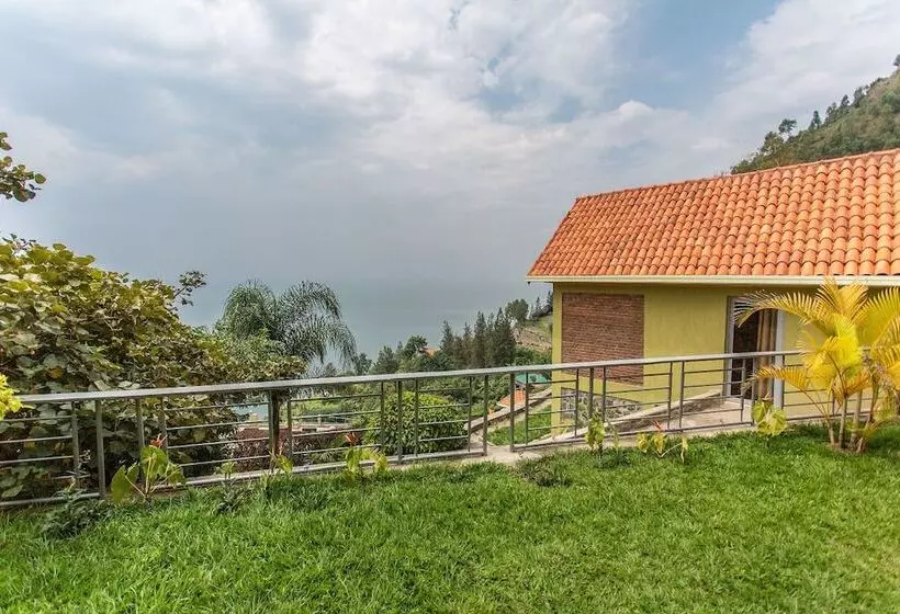 هتل Nirvana Heights