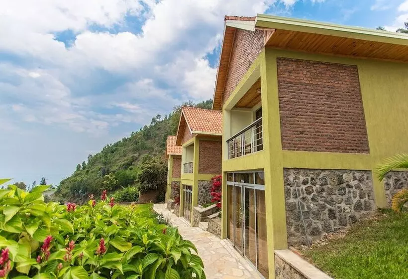 هتل Nirvana Heights