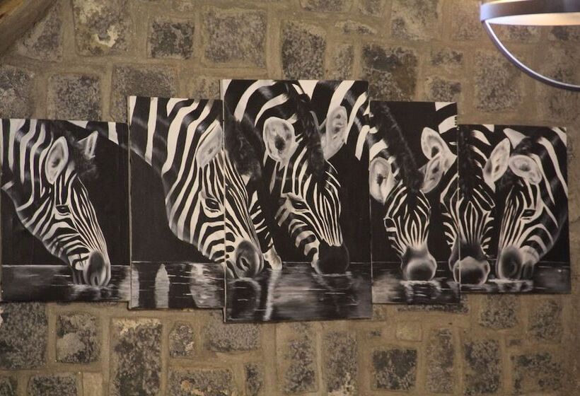 Отель Nirvana Heights