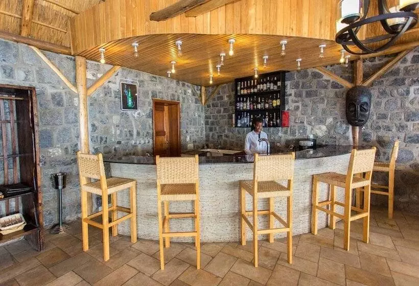 هتل Nirvana Heights