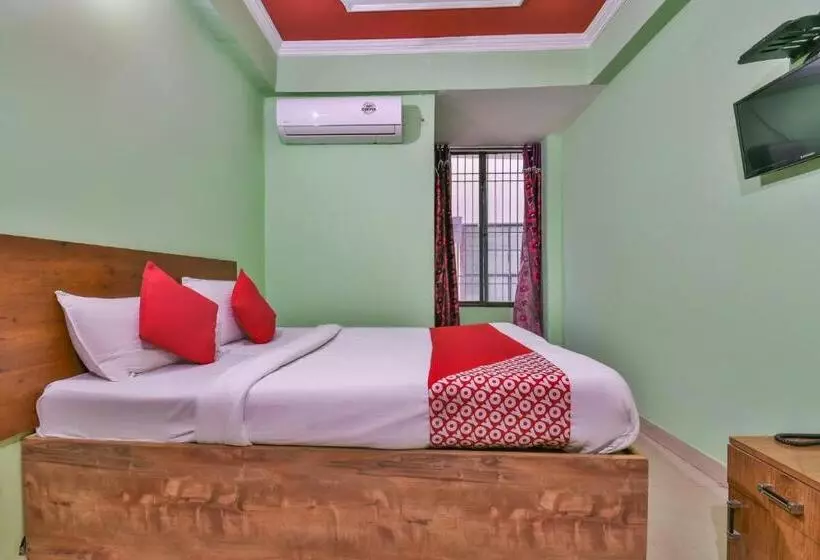 OYO Flagship 45852 Hotel Happy Journey