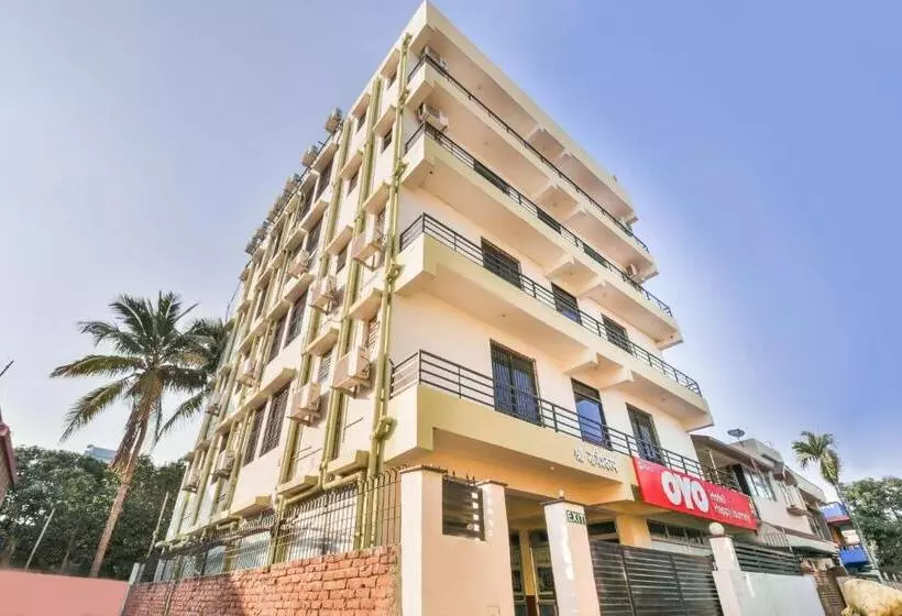 OYO Flagship 45852 Hotel Happy Journey