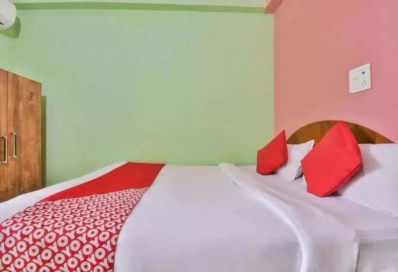 OYO Flagship 45852 Hotel Happy Journey