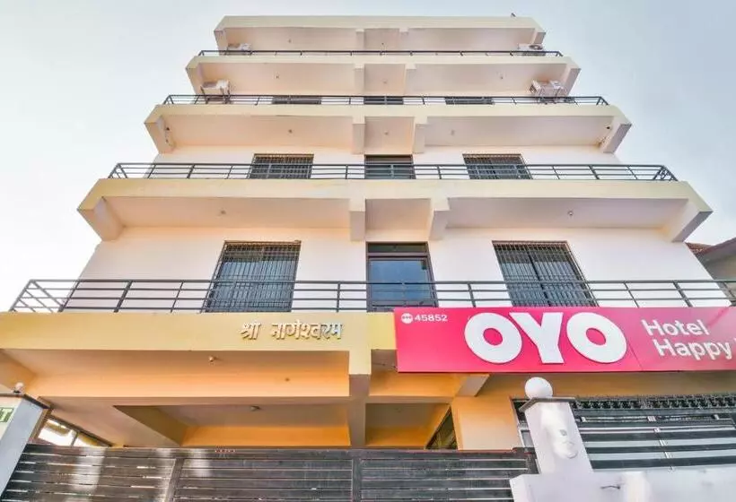 OYO Flagship 45852 Hotel Happy Journey