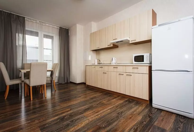 Panoramic Apartments S16