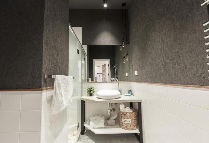 Ris Dalma Collection Yerevan