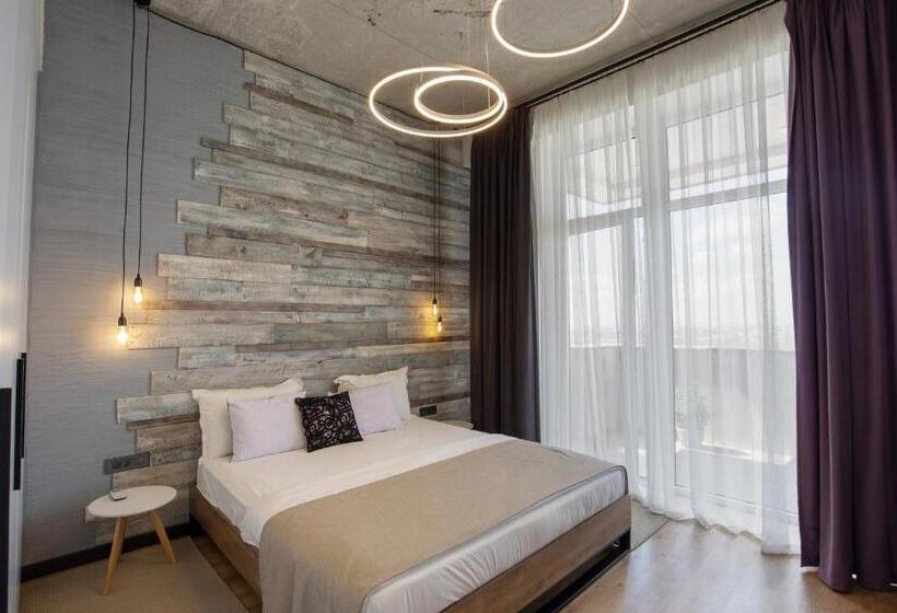 Ris Dalma Collection Yerevan