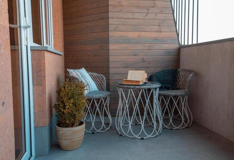 Ris Dalma Collection Yerevan