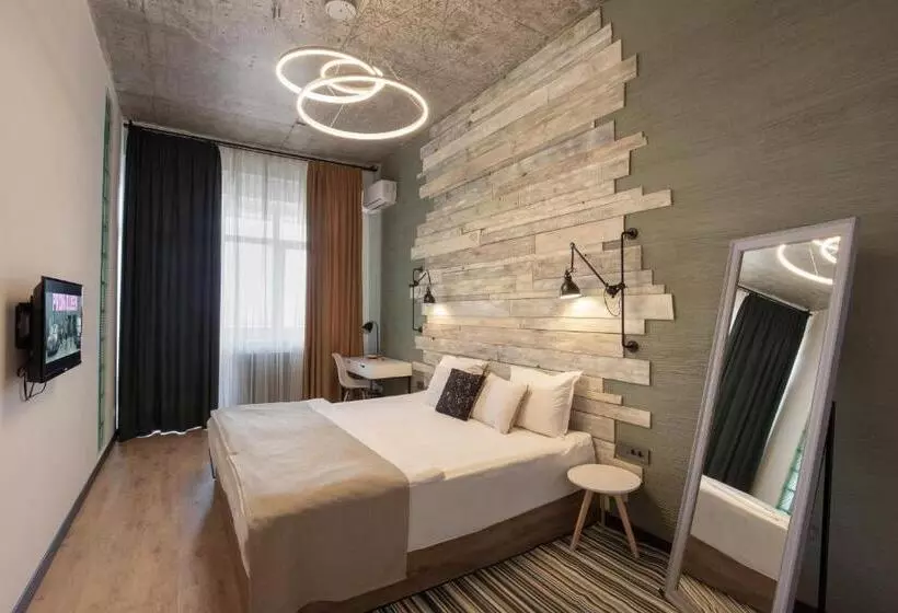 Ris Dalma Collection Yerevan