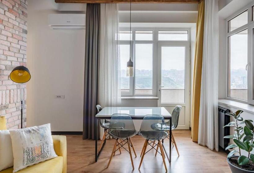 Ris Dalma Collection Yerevan