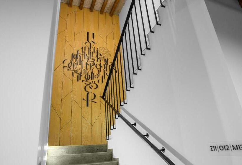 Ris Dalma Collection Yerevan