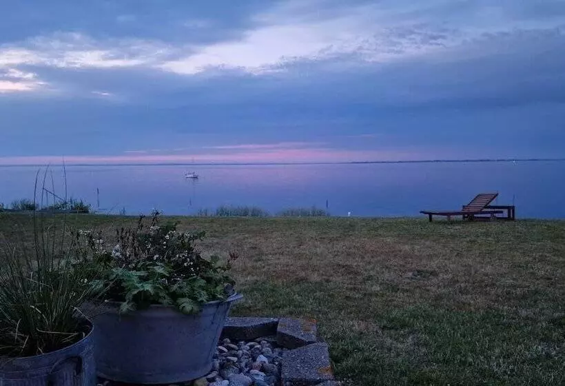 ベッドアンドブレックファースト Udsigten Marstal