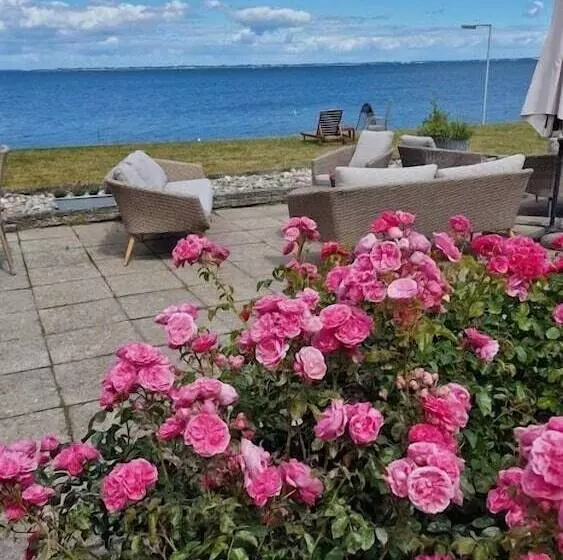 ベッドアンドブレックファースト Udsigten Marstal