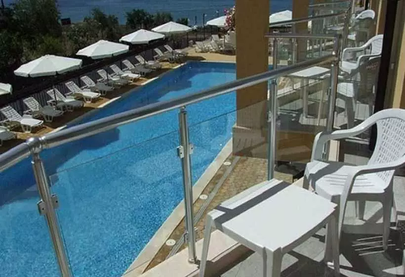 Hotel Aqua Dolphin Beach  All Inclusive