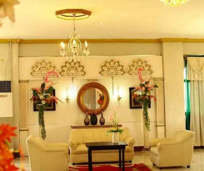 ホテル Pangasinan Regency