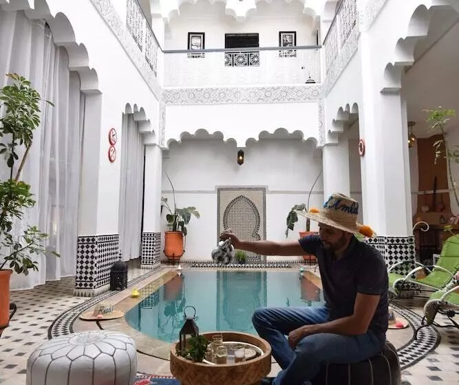 ホテル Riad Amlal