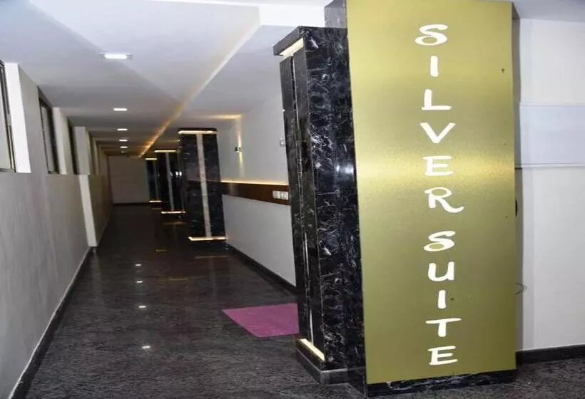 ホテル Silver Suite