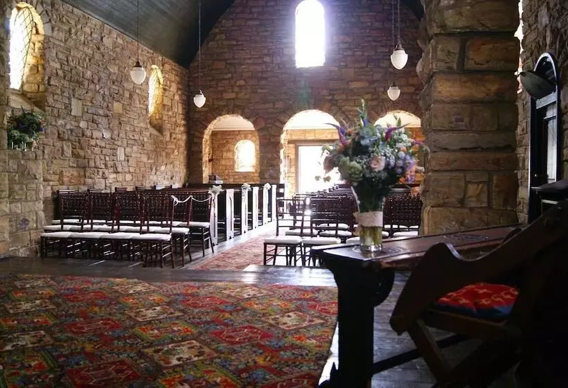 Majatalo Oak House Venue