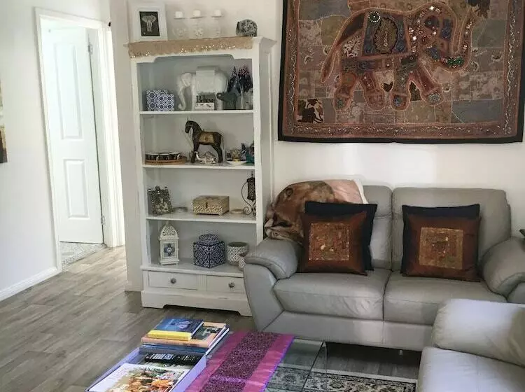 The Best Exotic Magnolia Cottage