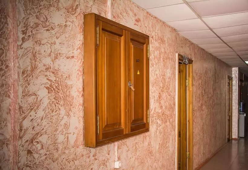 Yubileinaya Hotel   Hostel